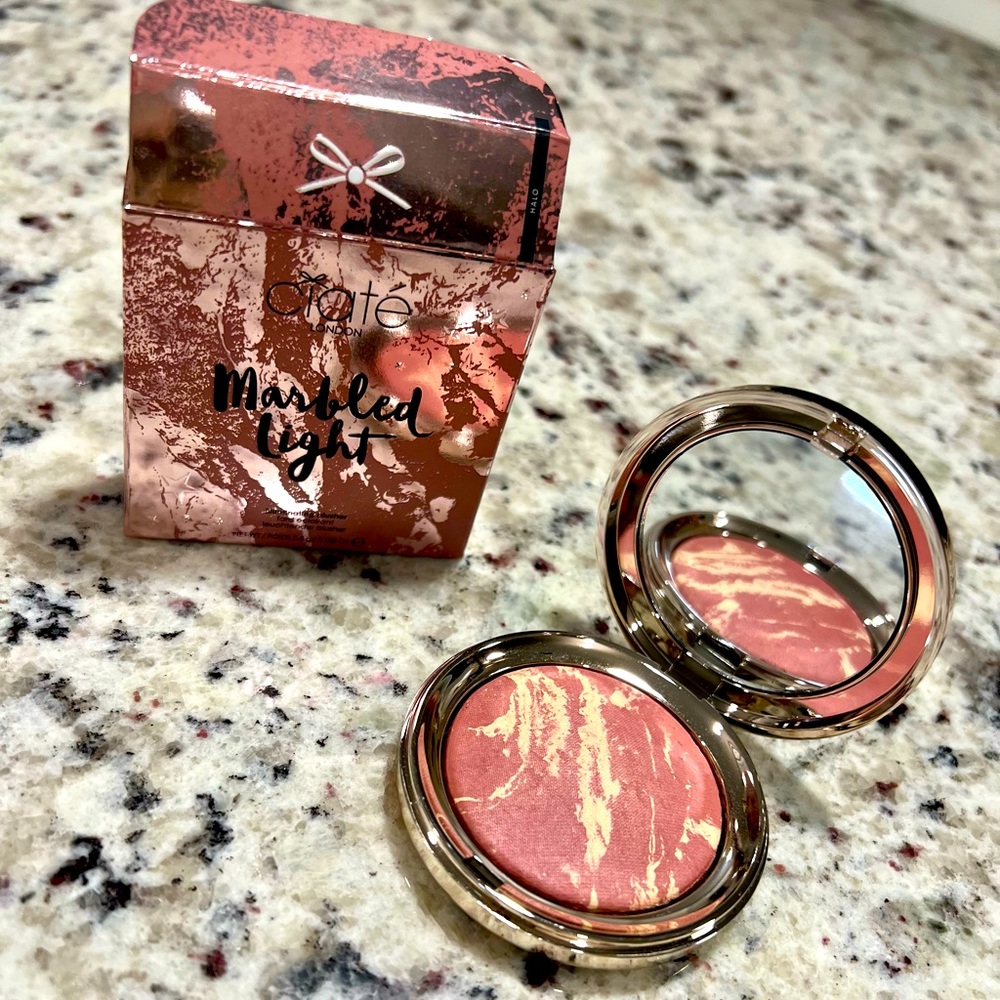Ciaté London Marbled Light Illuminating Blush